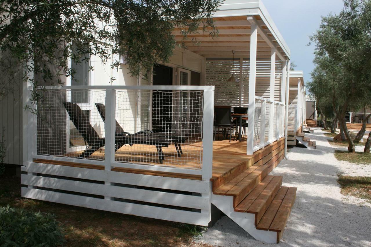 Mobile Homes Katinka, Starigrad Paklenica, Croatia Extérieur photo