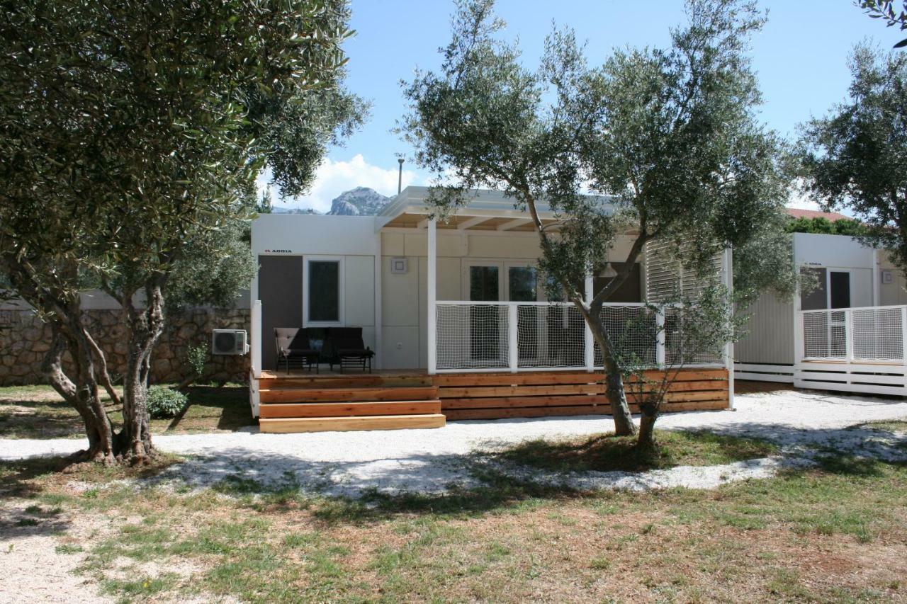Mobile Homes Katinka, Starigrad Paklenica, Croatia Extérieur photo