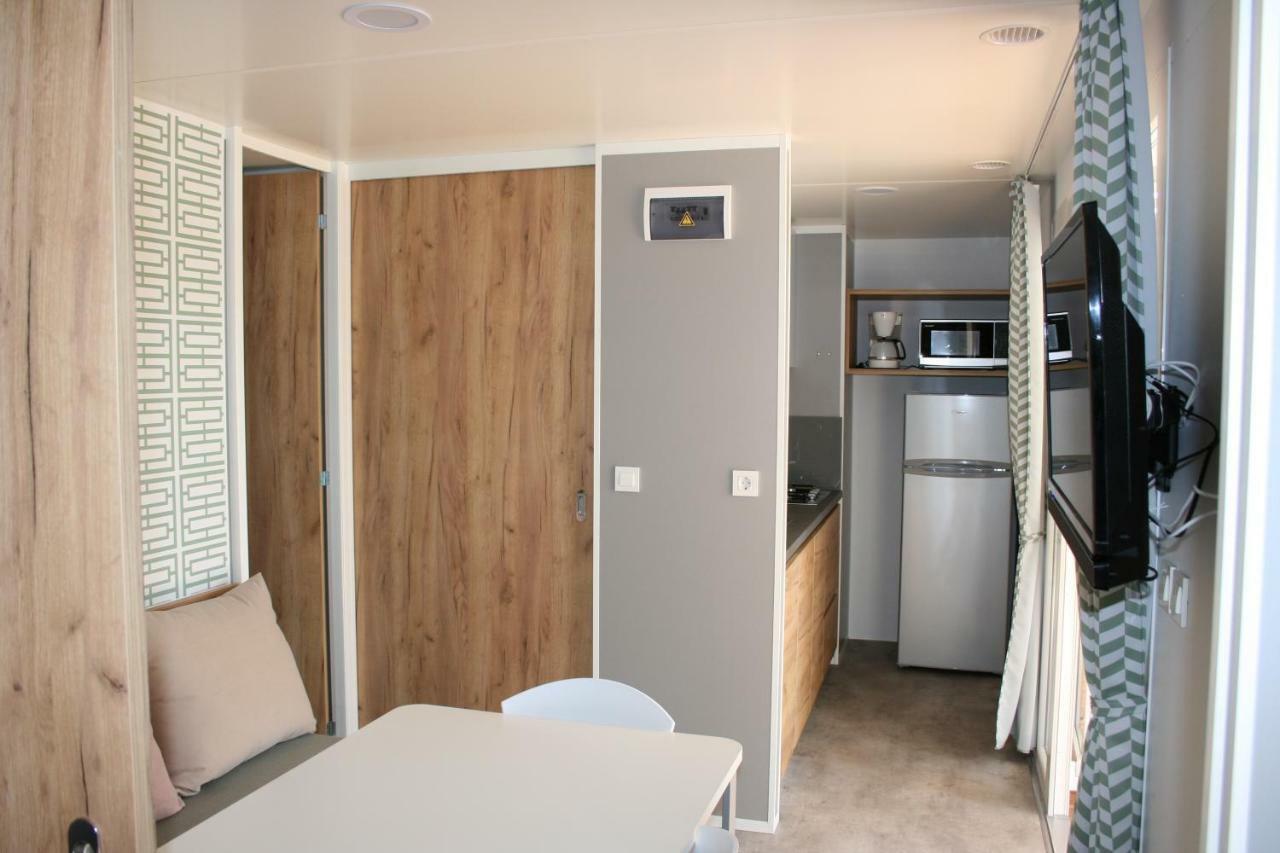 Mobile Homes Katinka, Starigrad Paklenica, Croatia Extérieur photo